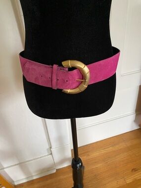 Vintage 80s Bright  Pink Suede Belt with Gold Tone Buckle.
